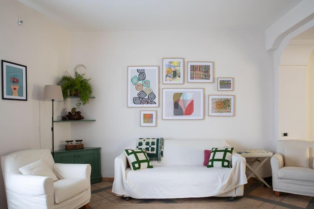 דירות בראצ'יאנו La Terrazza Nel Borgo מראה חיצוני תמונה